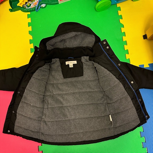 Boys winter jacket - Picture 3 of 3